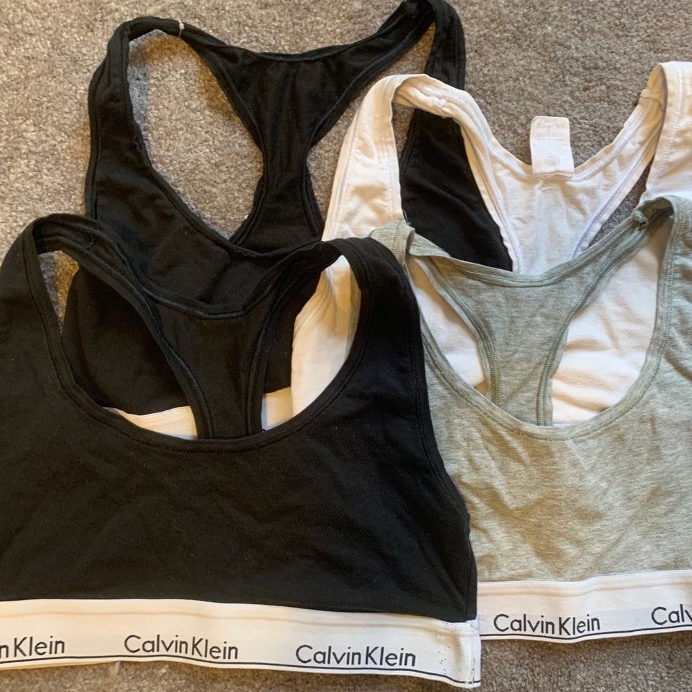 4 medium Calvin Klein sports bras